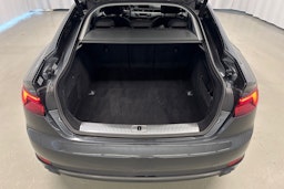 vihreä Audi A5 2018 kuva 16.
