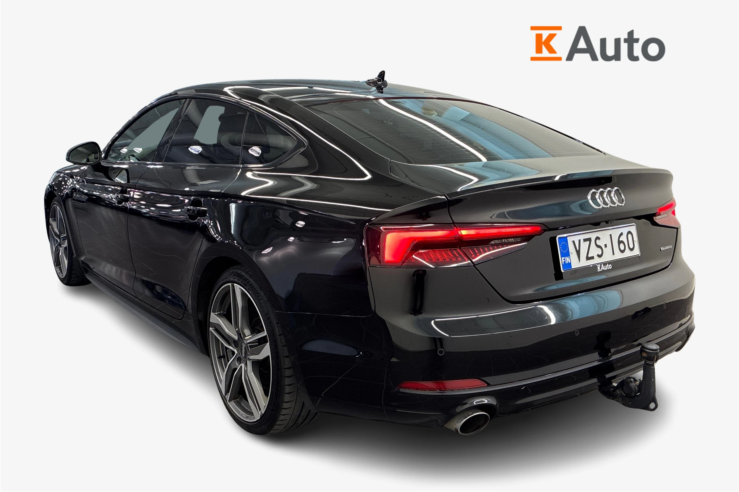Musta Audi A5 2018 kuva 2.