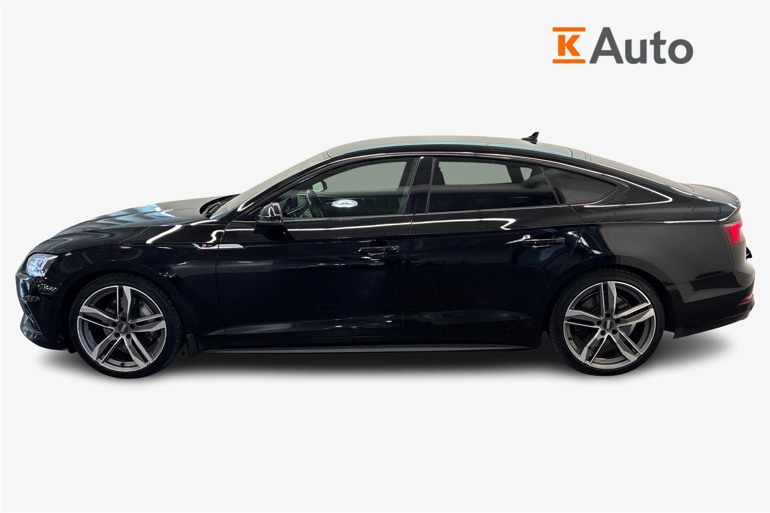 Musta Audi A5 2018 kuva 5.