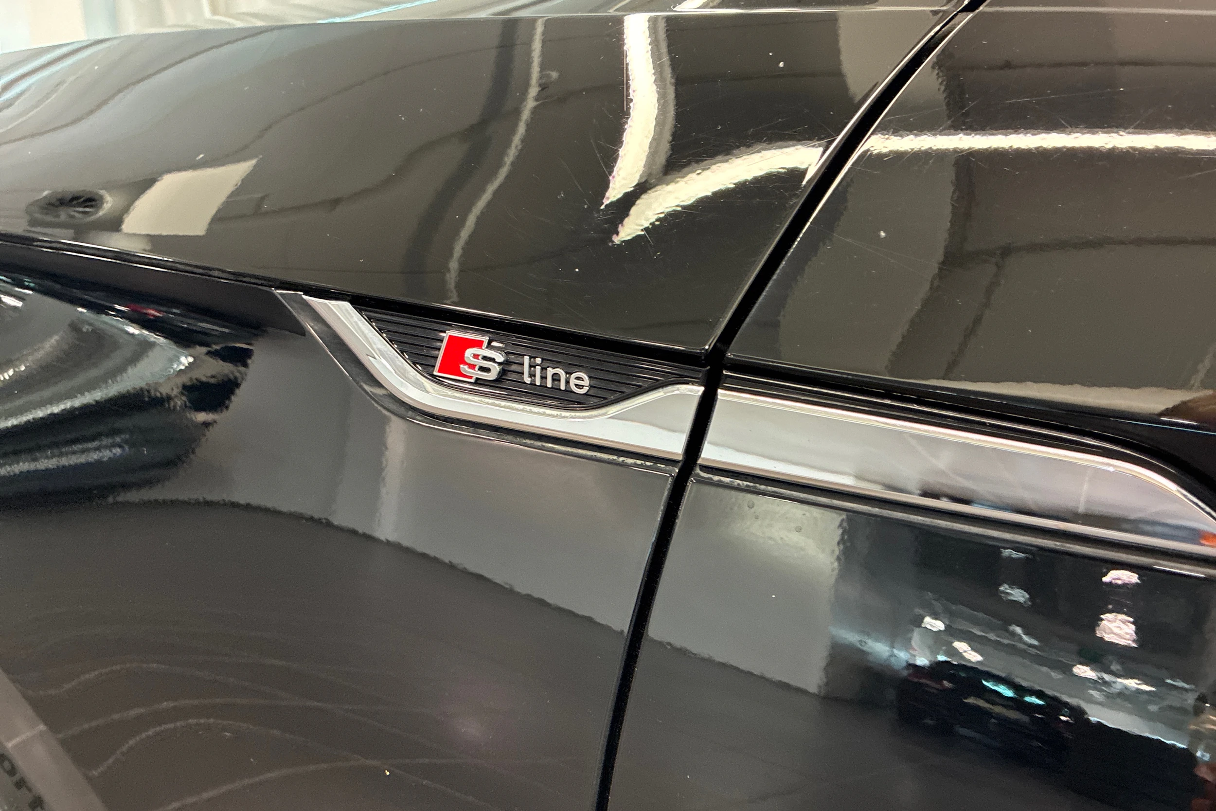 Musta Audi A5 2018 kuva 13.