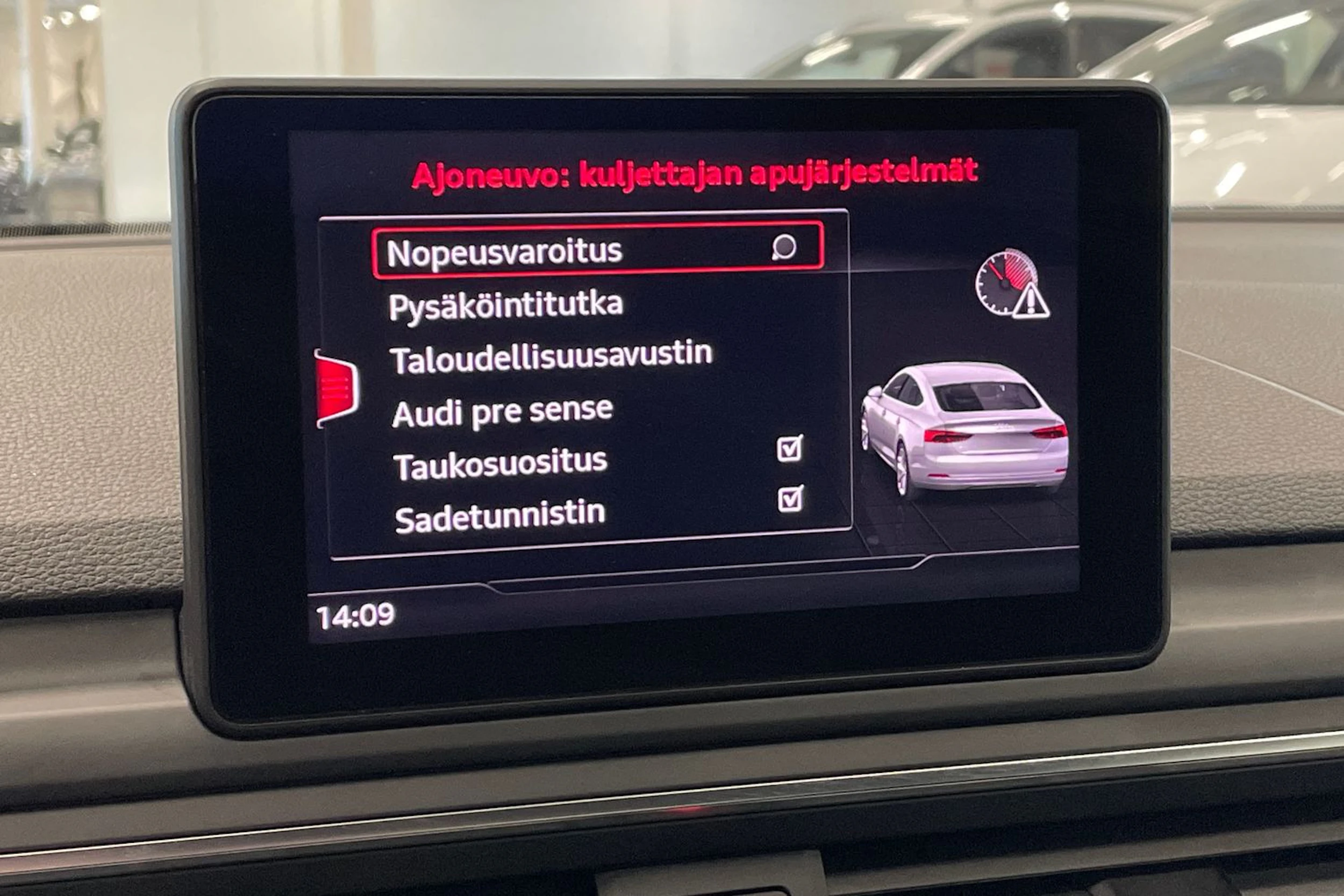 harmaa Audi A5 2018 kuva 26.
