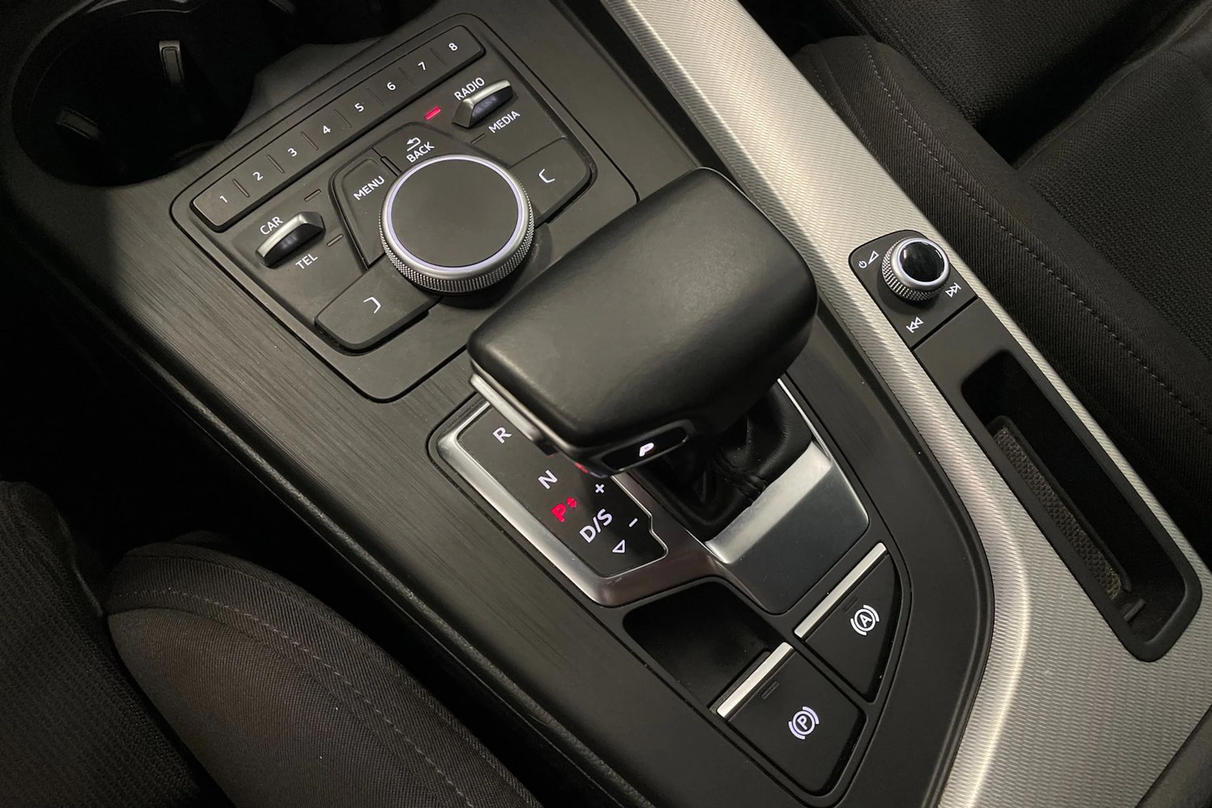 harmaa Audi A5 2018 kuva 30.