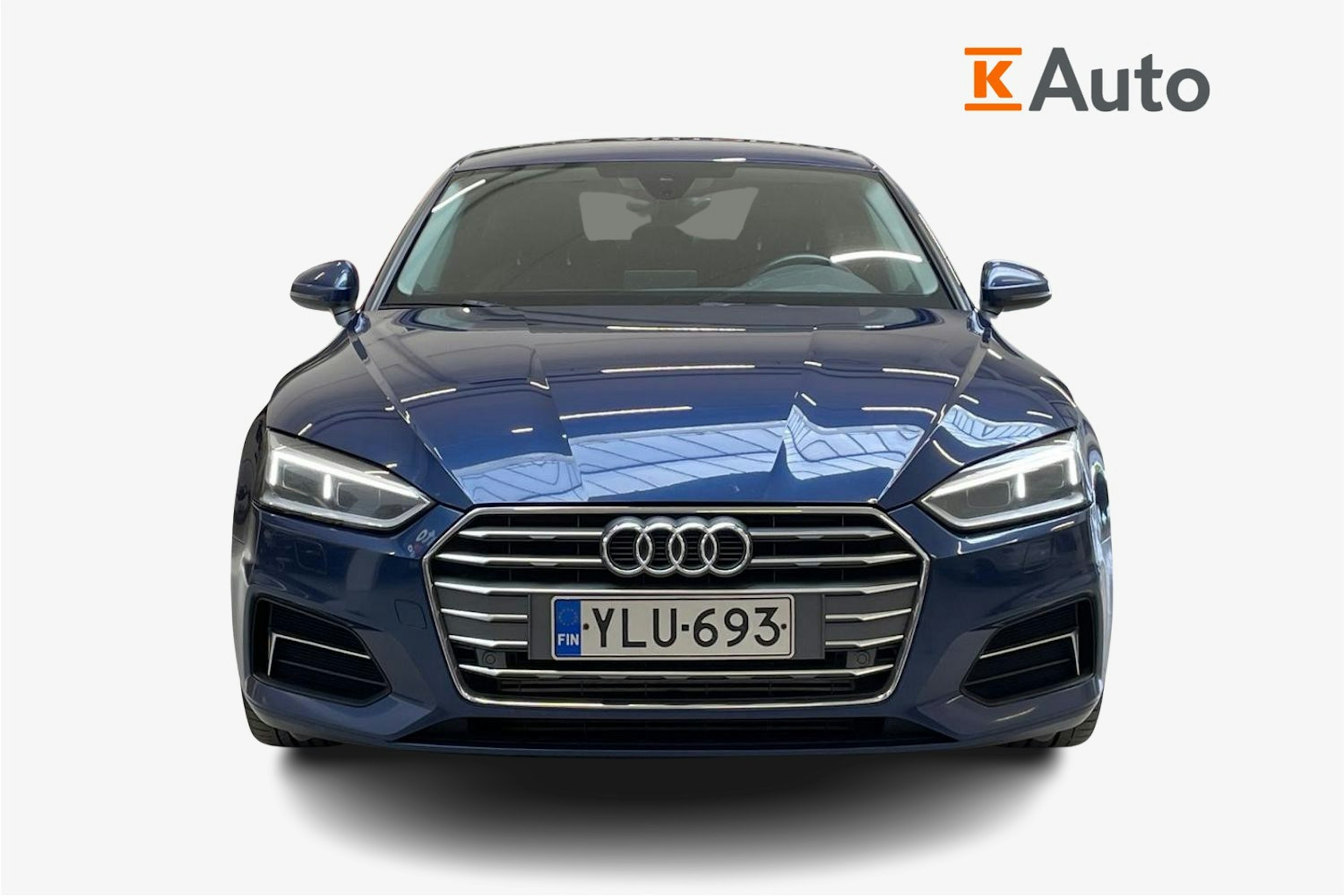 sininen Audi A5 2018 kuva 5.