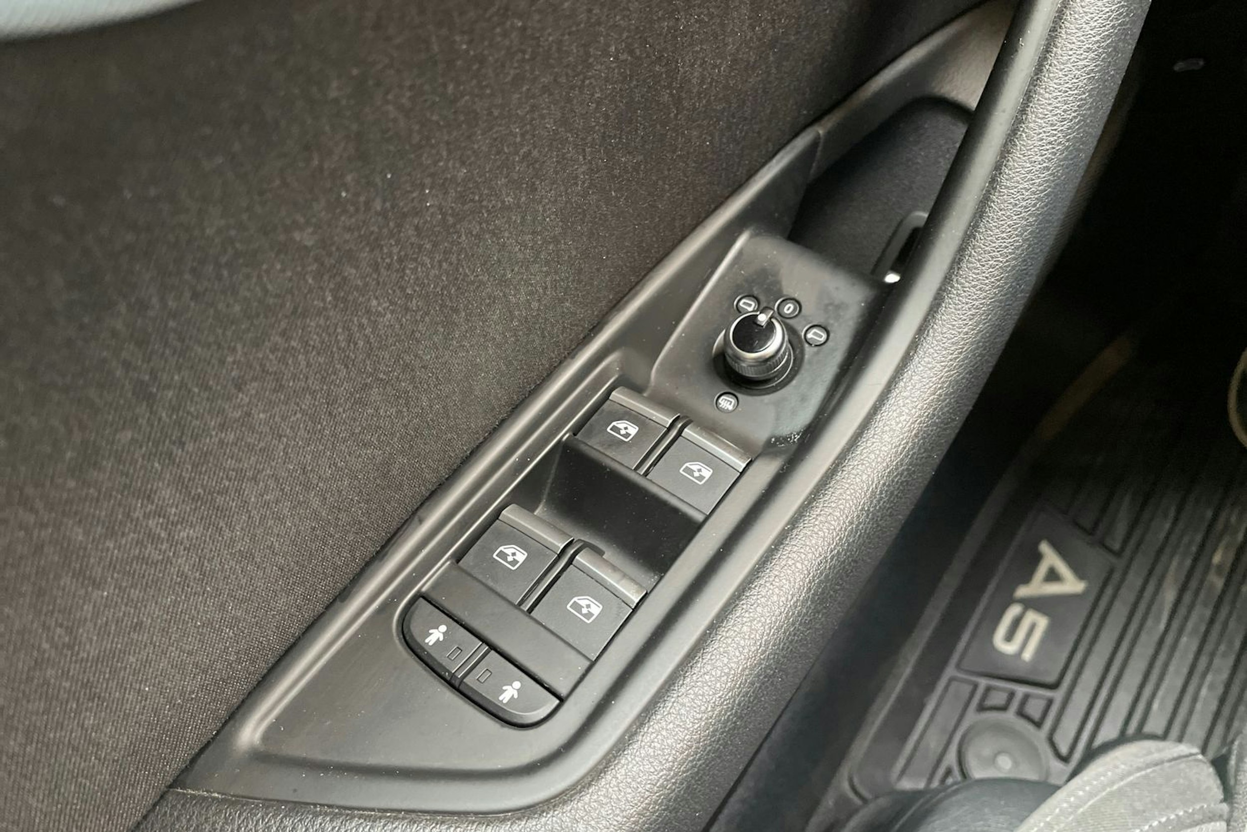 sininen Audi A5 2018 kuva 16.