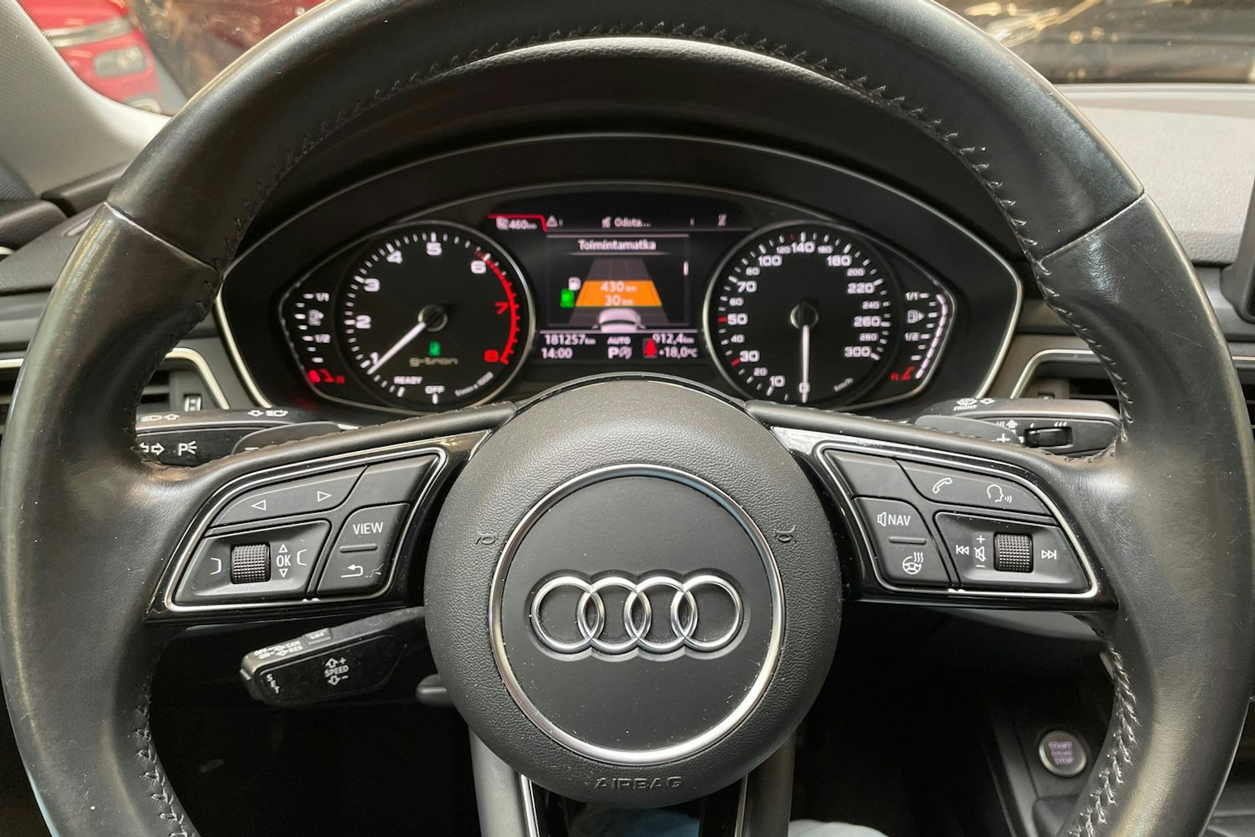 sininen Audi A5 2018 kuva 18.