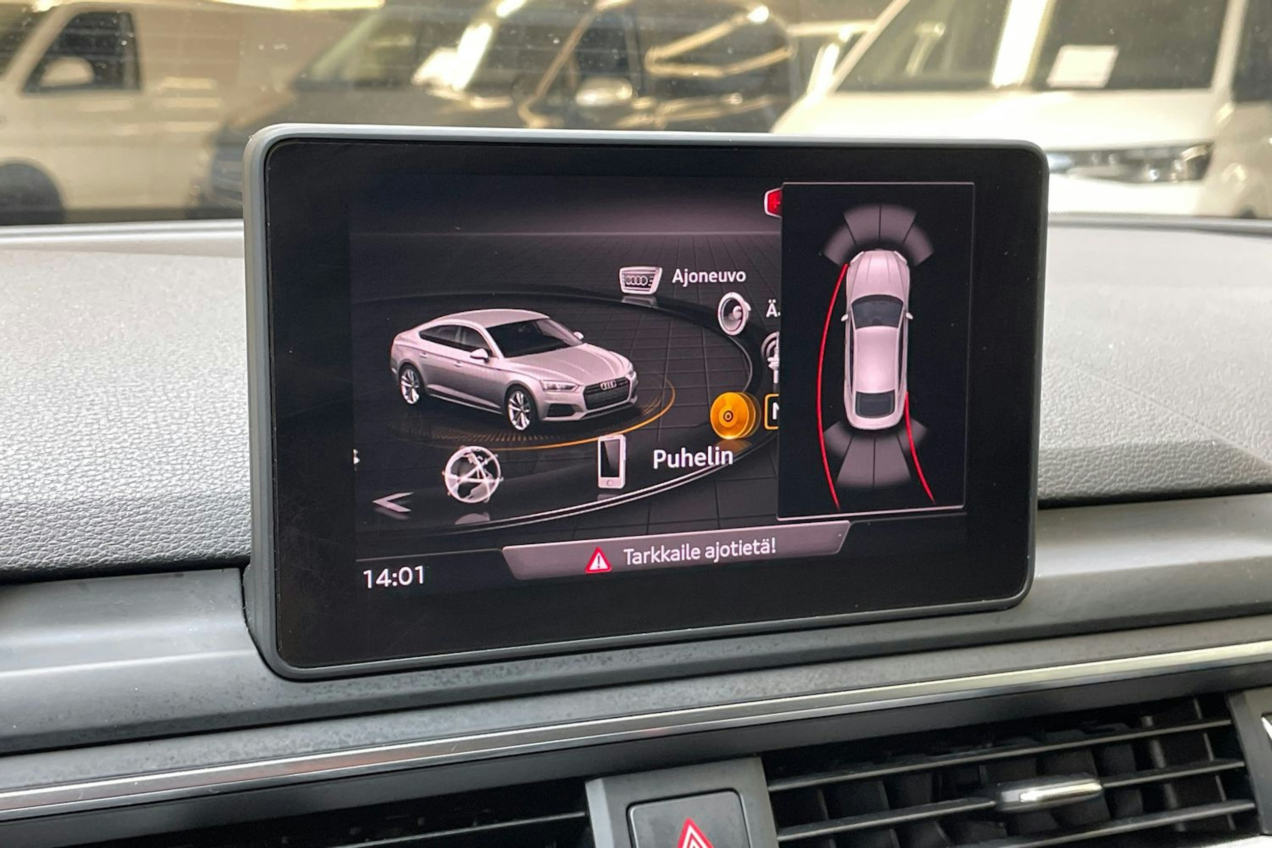 sininen Audi A5 2018 kuva 20.