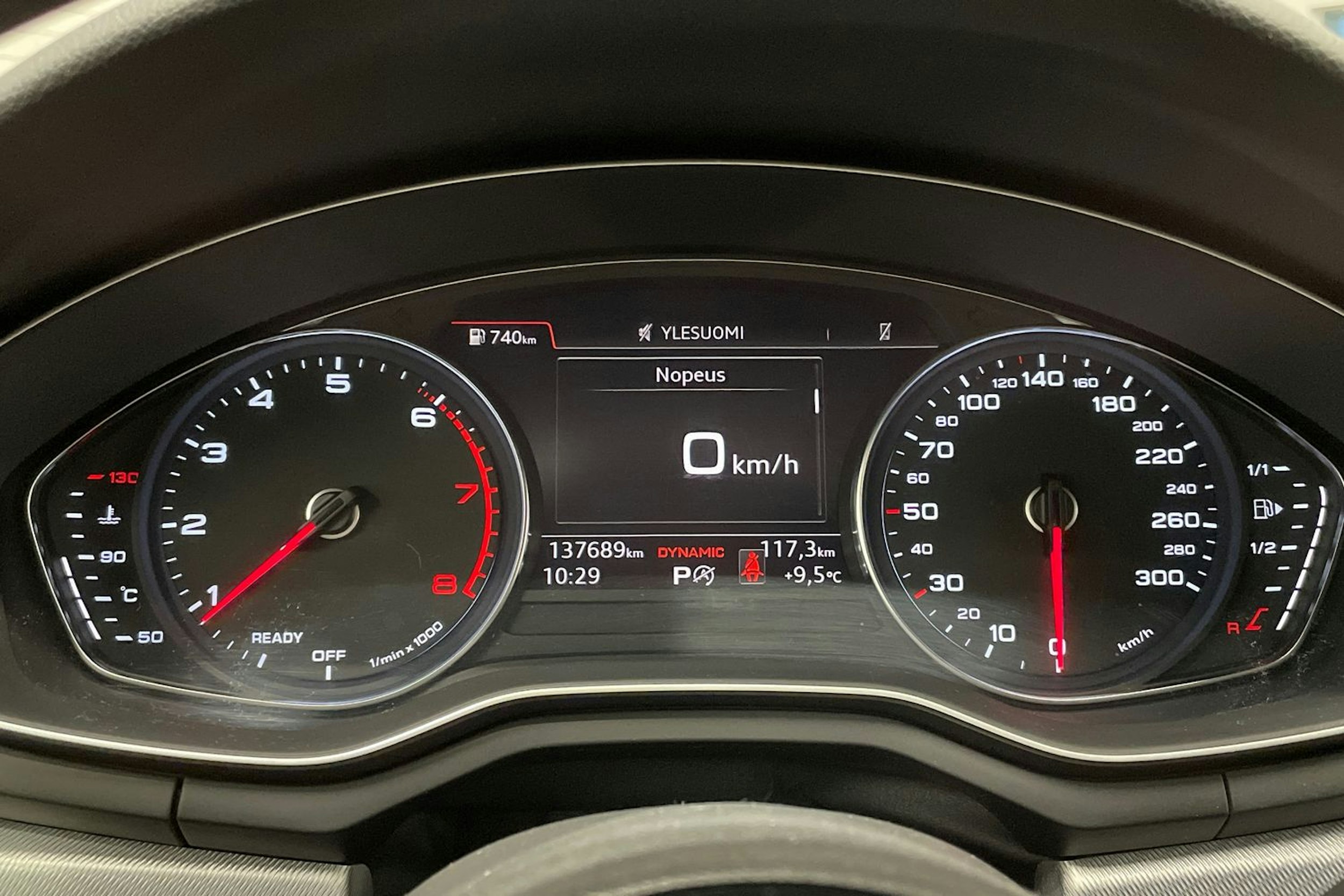 met. harmaa Audi A5 2018 kuva 16.