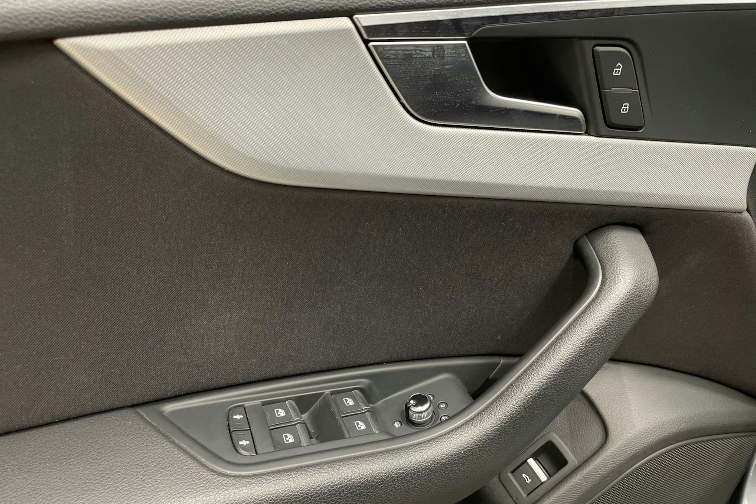 met. harmaa Audi A5 2018 kuva 25.