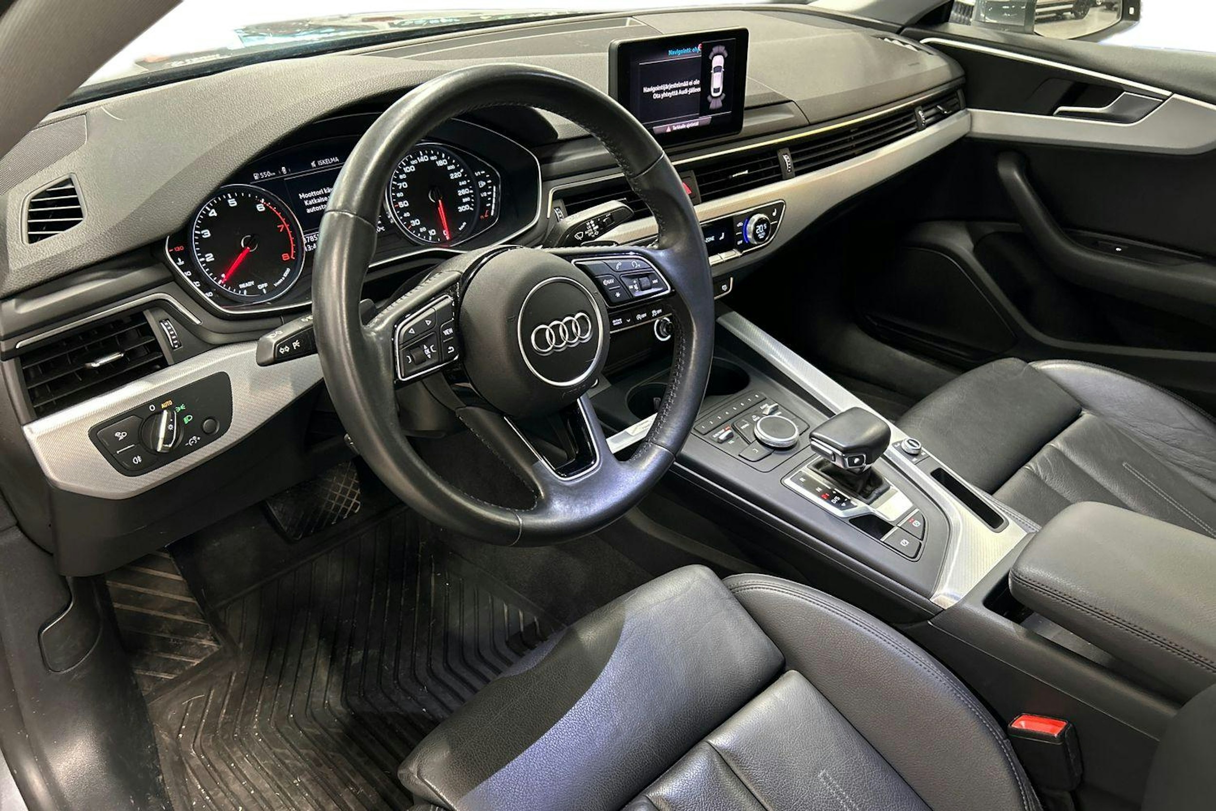 harmaa Audi A5 2018 kuva 3.