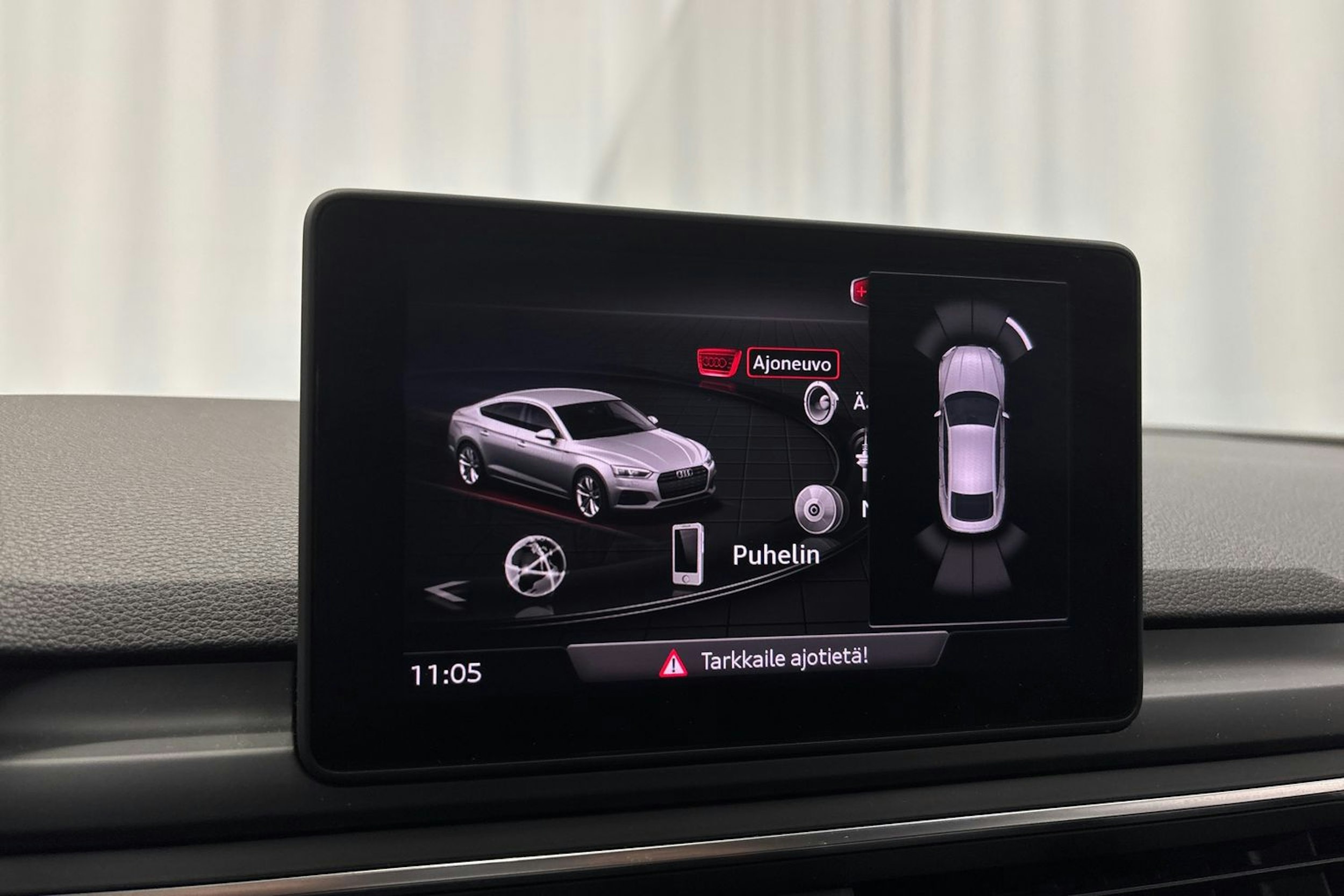 harmaa Audi A5 2018 kuva 26.