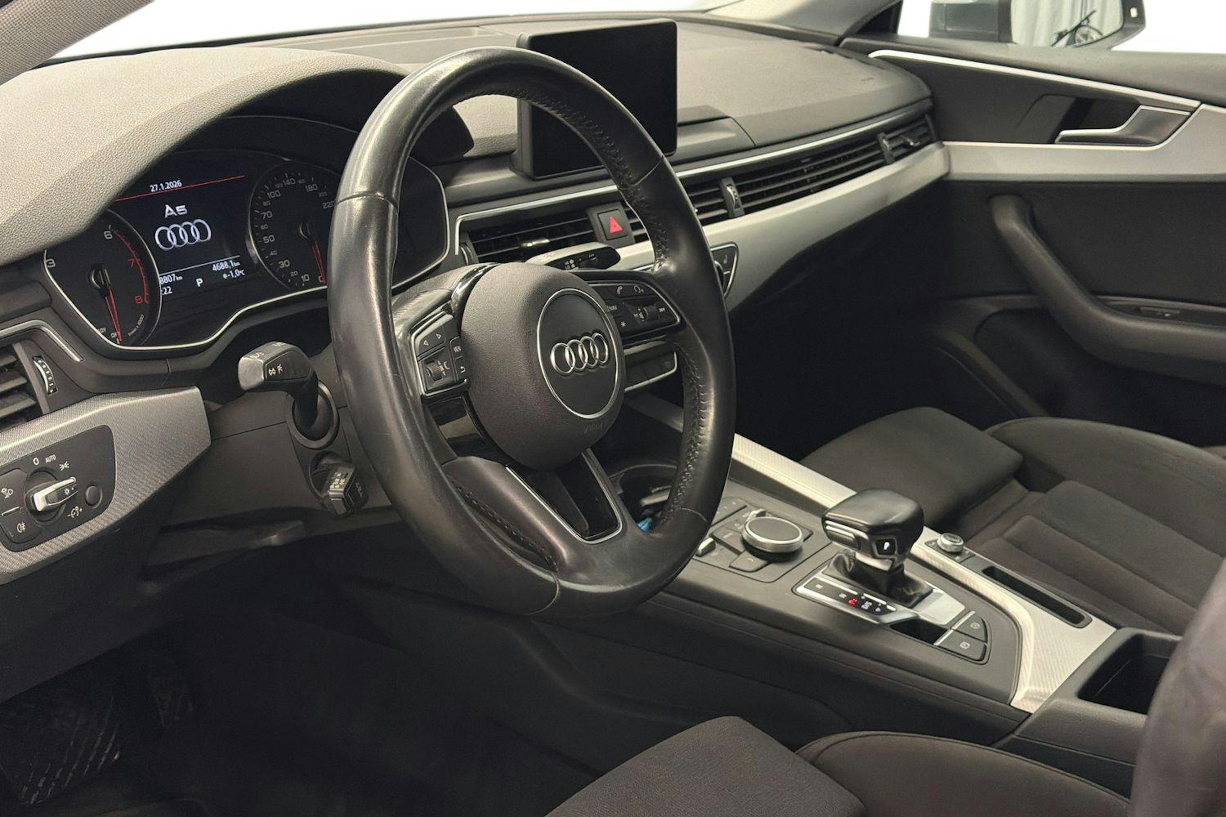 harmaa Audi A5 2019 kuva 7.