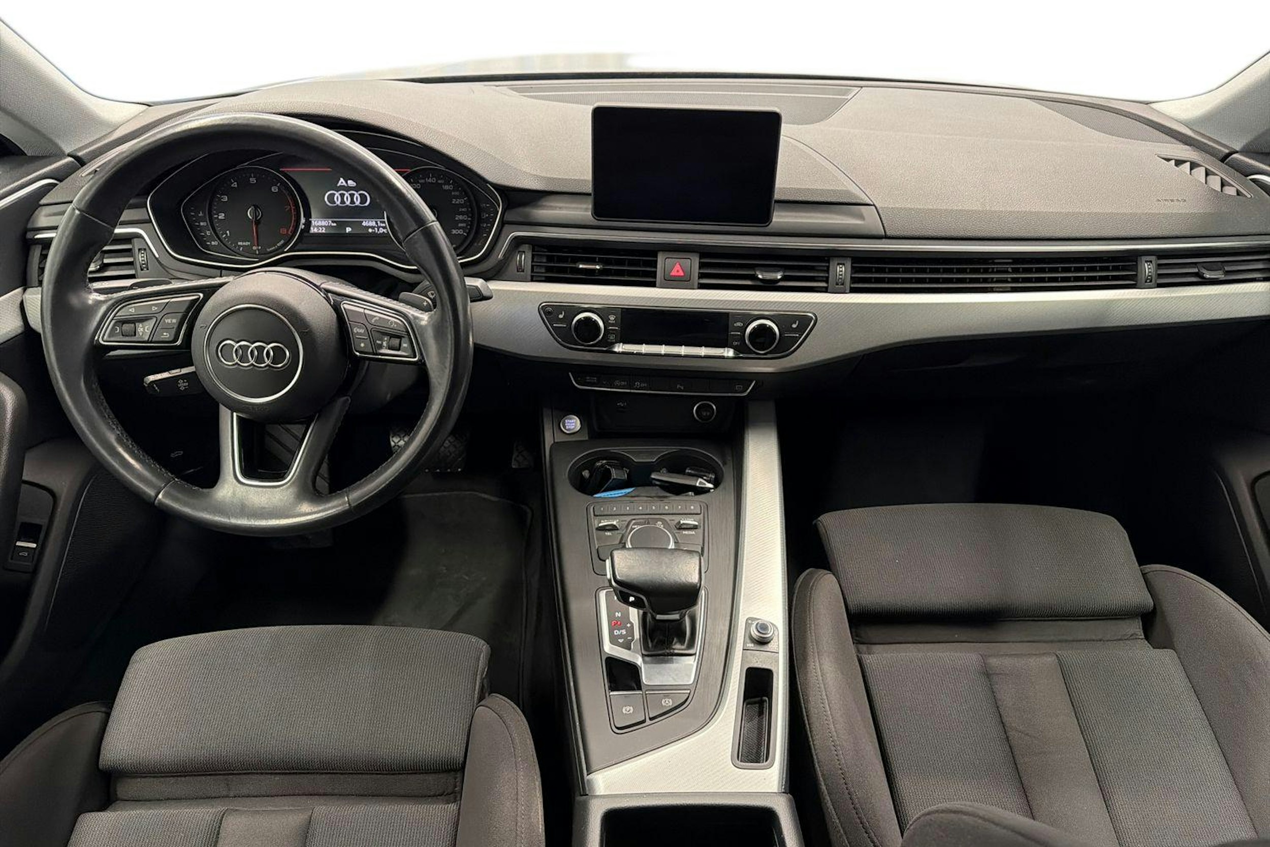 harmaa Audi A5 2019 kuva 9.