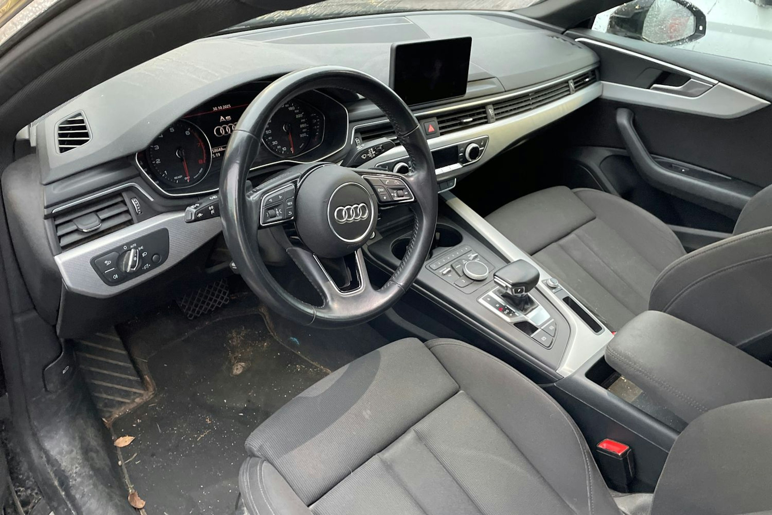 musta Audi A5 2019 kuva 3.