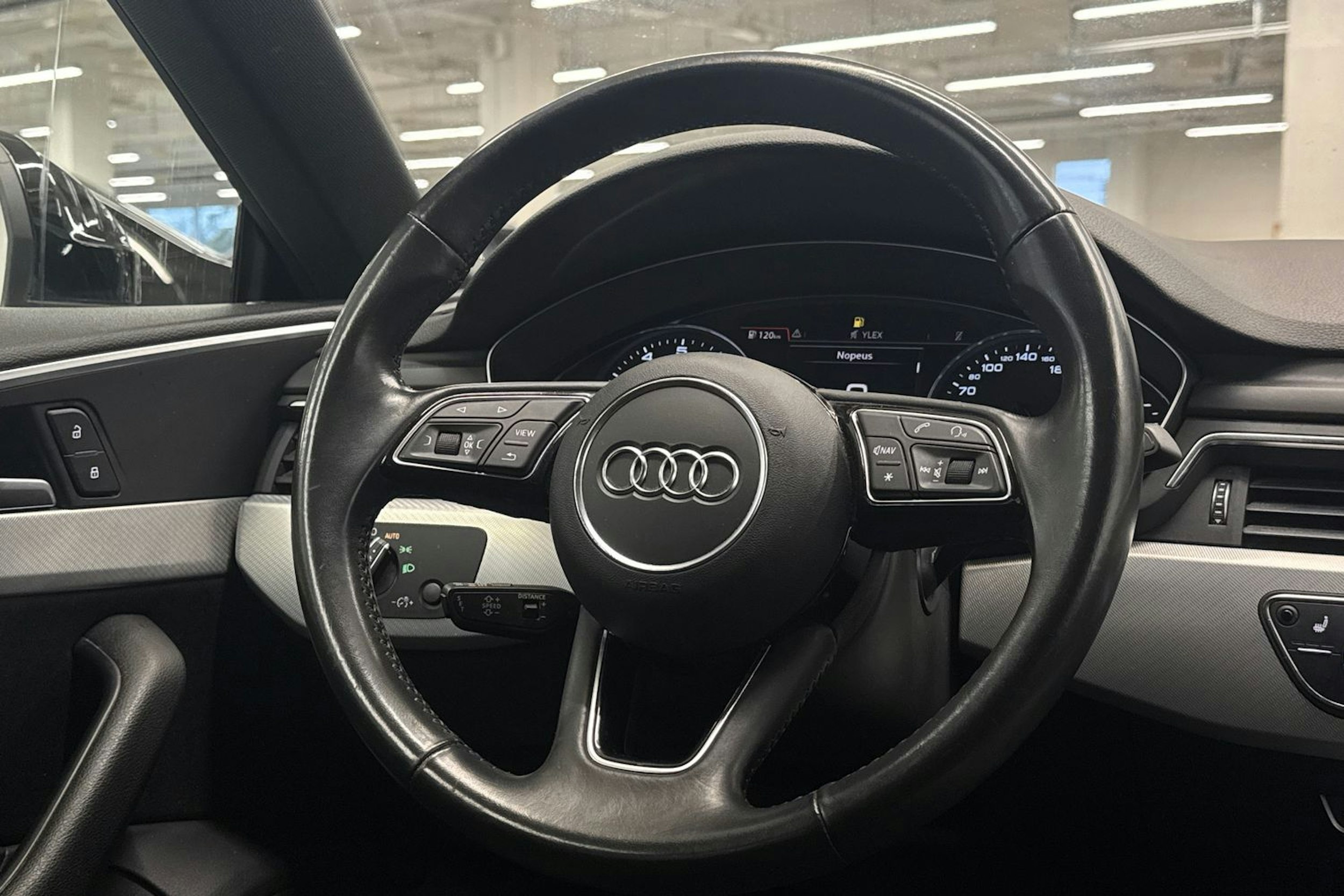 musta Audi A5 2019 kuva 14.