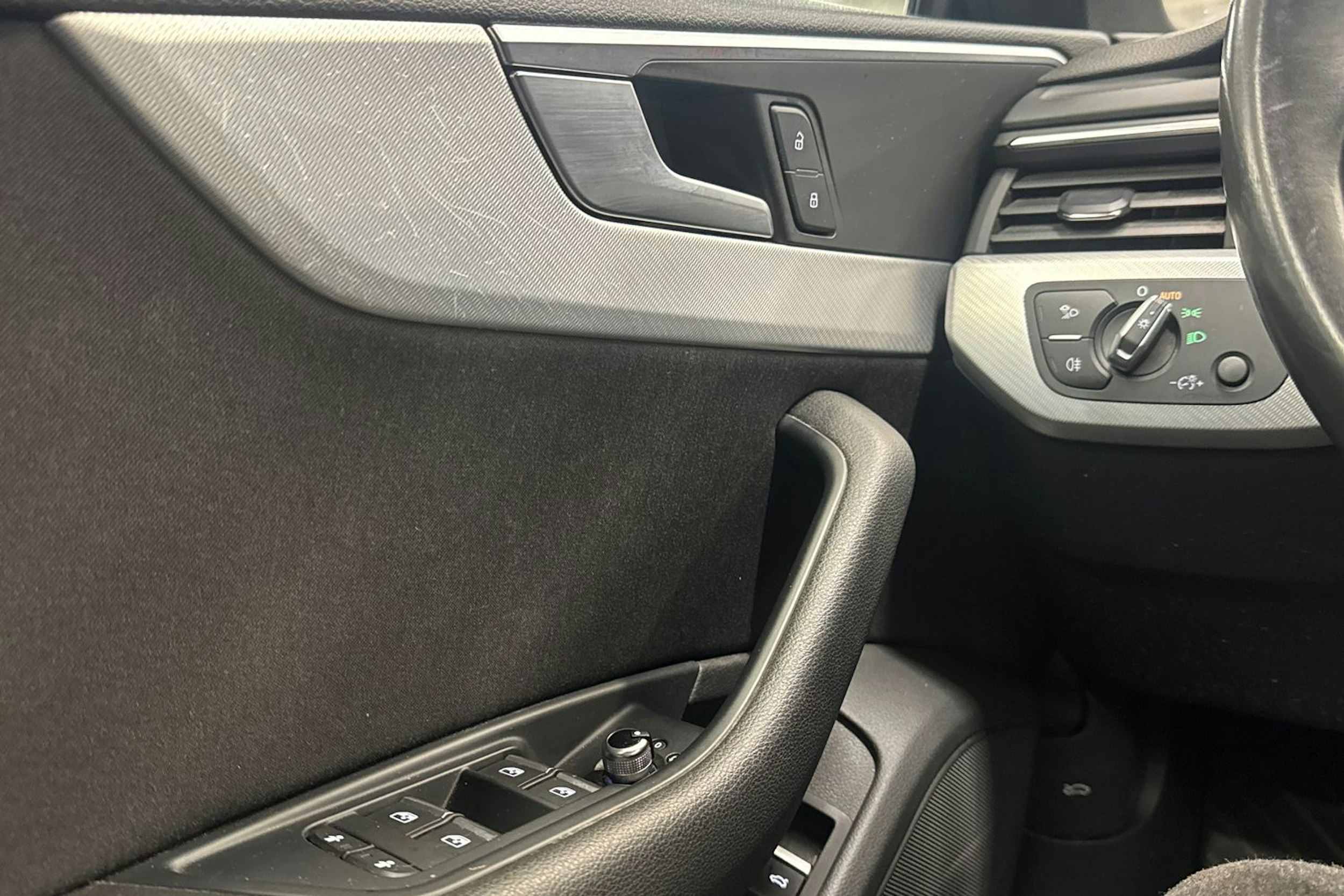 musta Audi A5 2019 kuva 19.