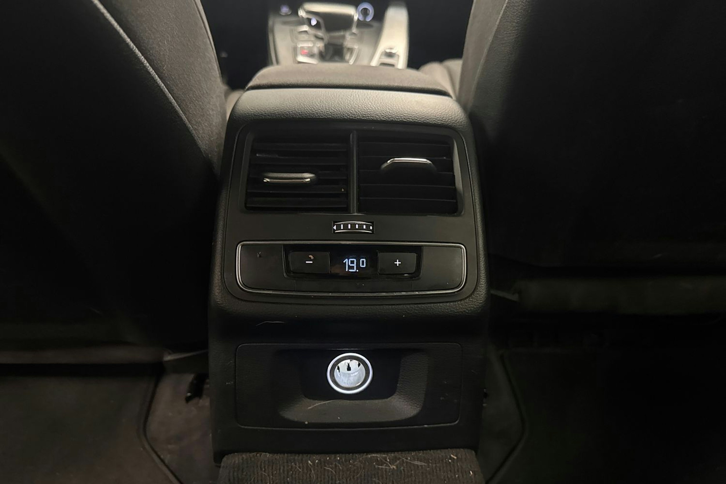 musta Audi A5 2019 kuva 37.