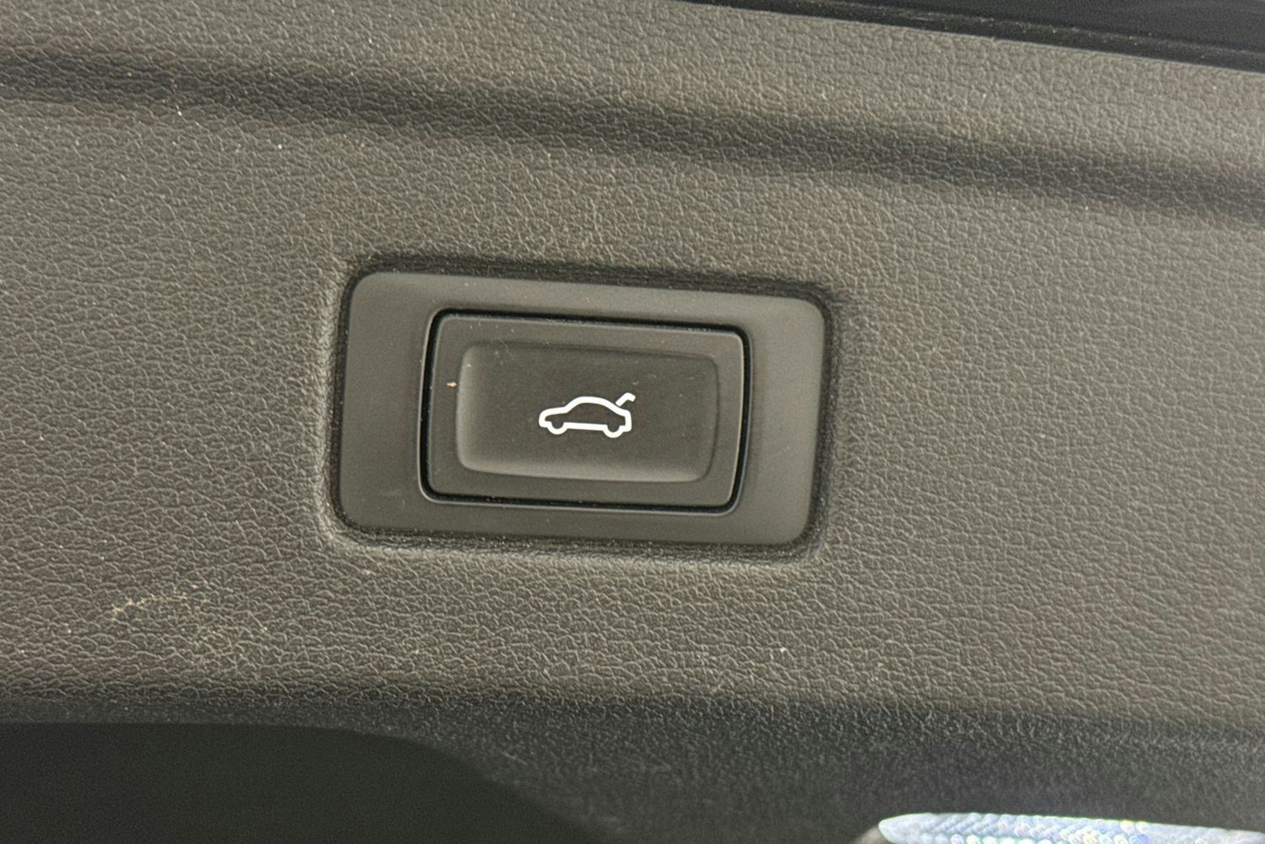 musta Audi A5 2019 kuva 39.