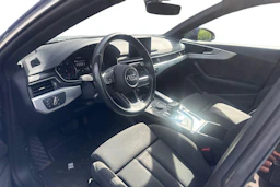 sininen Audi A5 2019 kuva 3.
