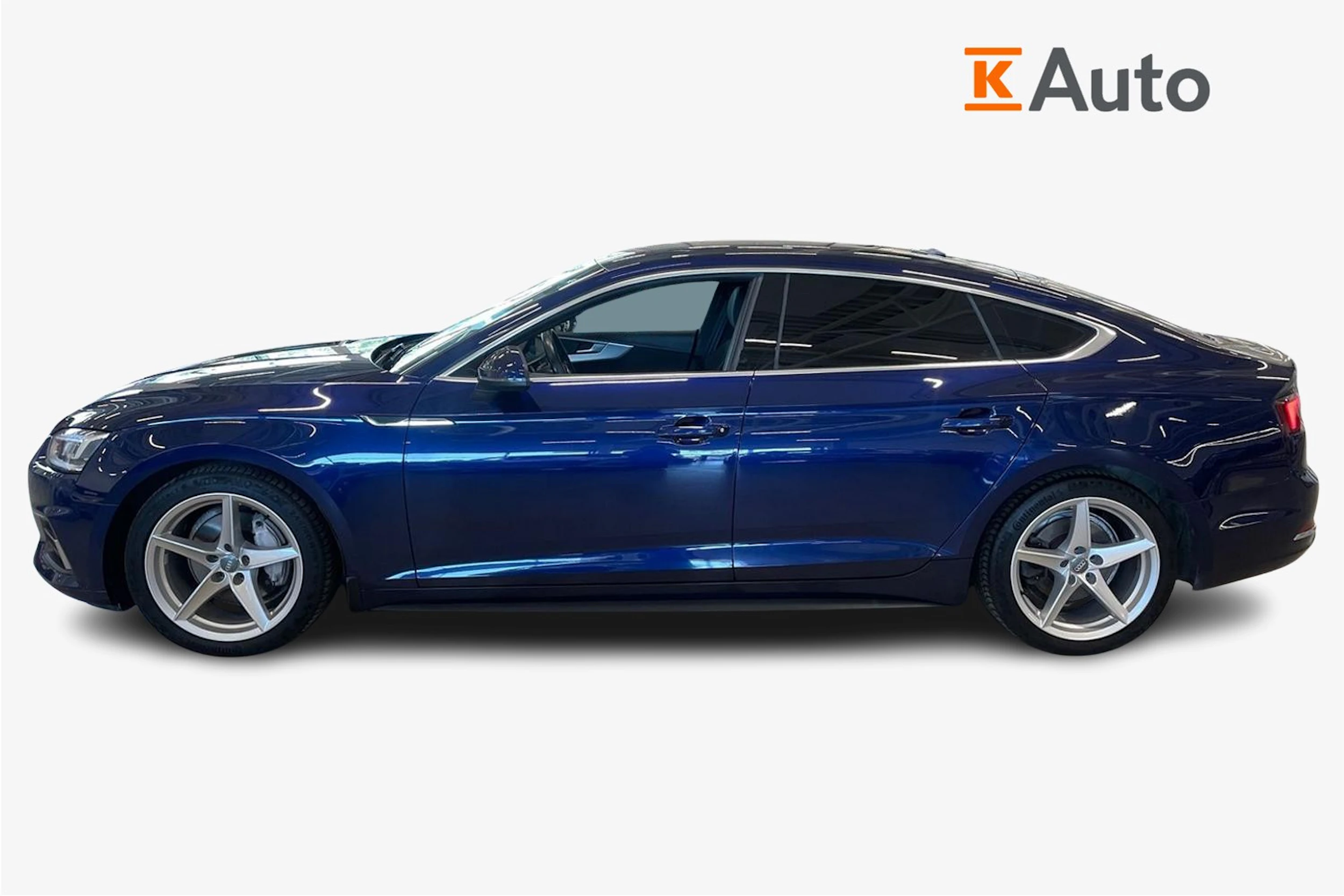 sininen Audi A5 2019 kuva 5.