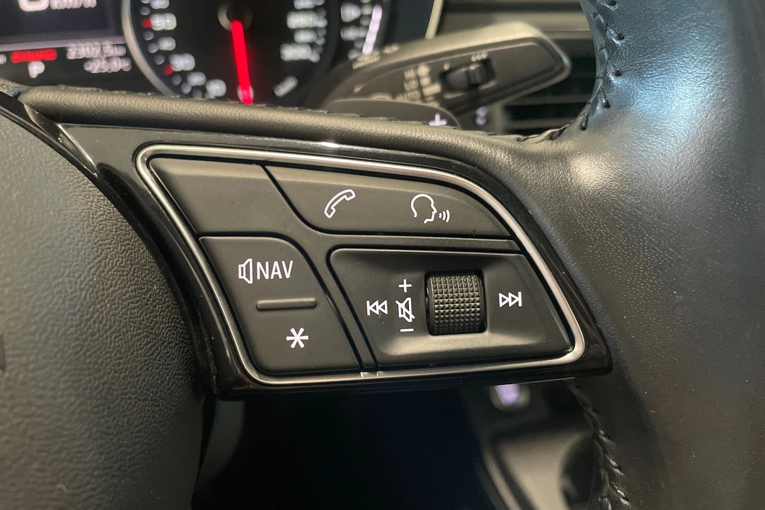 sininen Audi A5 2019 kuva 15.