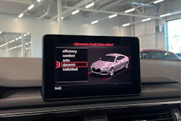 sininen Audi A5 2019 kuva 21.