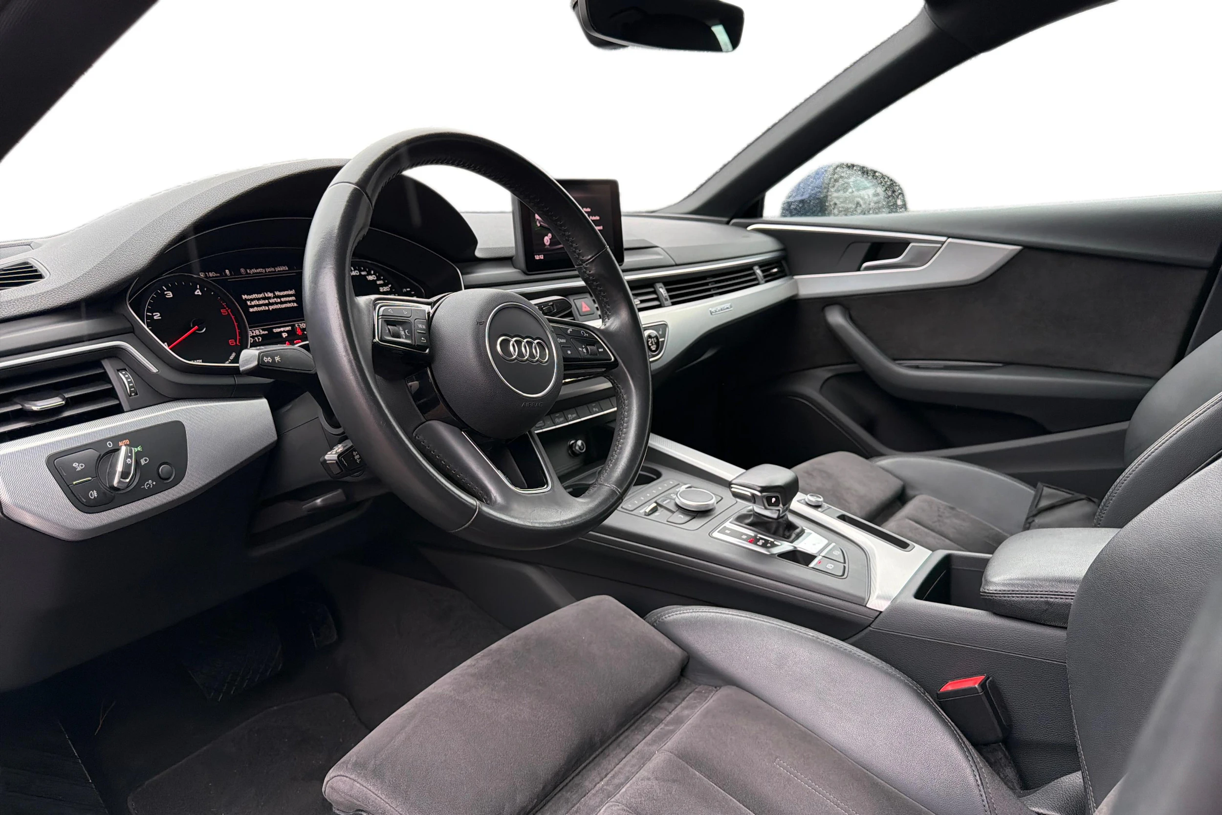sininen Audi A5 2019 kuva 3.
