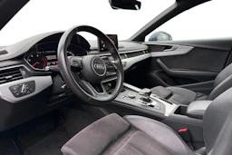 sininen Audi A5 2019 kuva 3.