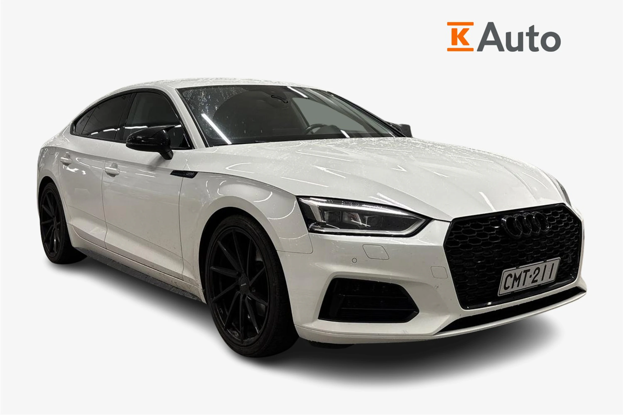 valkoinen Audi A5 2019 kuva 1.