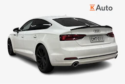 valkoinen Audi A5 2019 kuva 2.