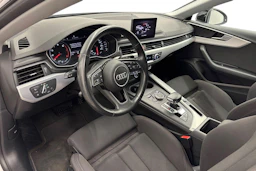 valkoinen Audi A5 2019 kuva 6.