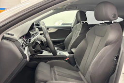 valkoinen Audi A5 2019 kuva 11.