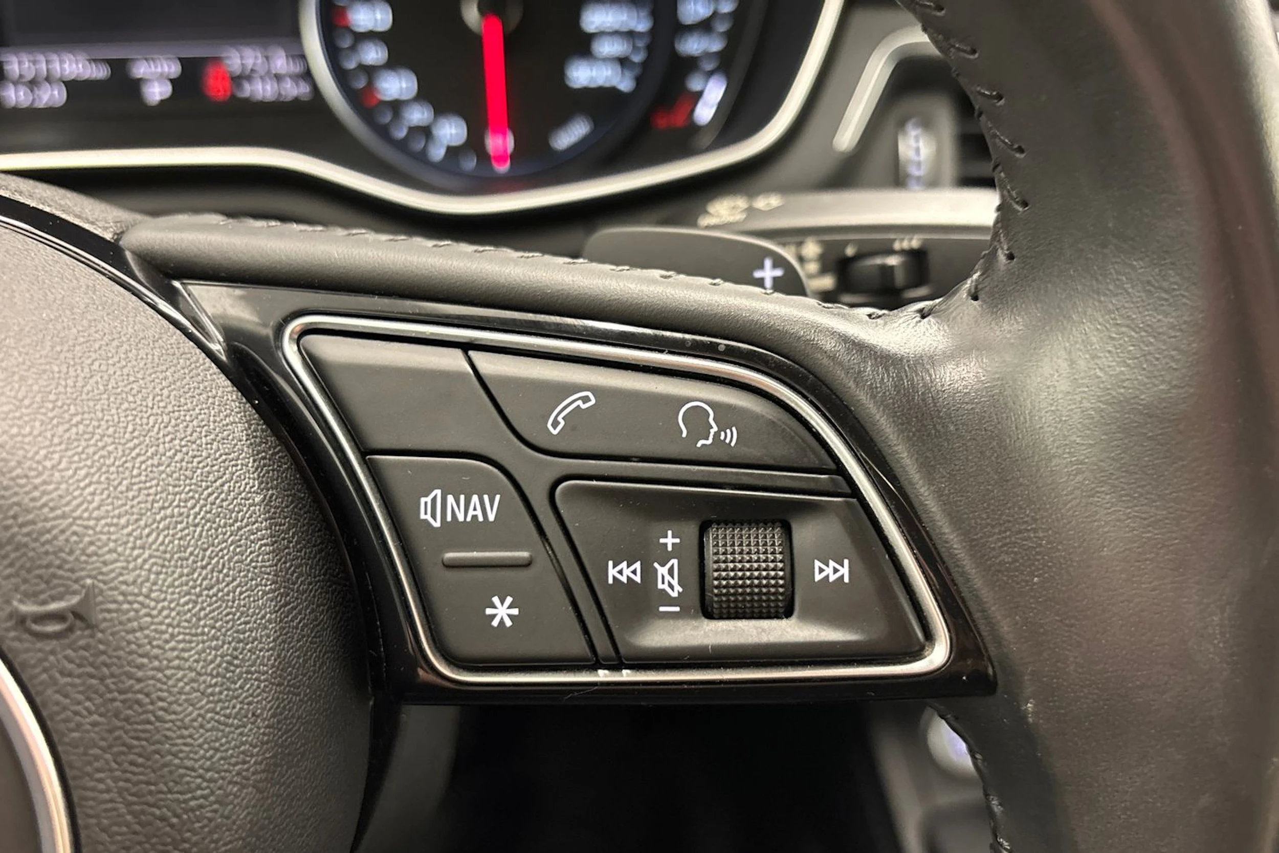 valkoinen Audi A5 2019 kuva 14.