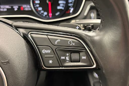 valkoinen Audi A5 2019 kuva 14.