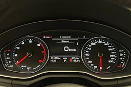 valkoinen Audi A5 2019 kuva 16.