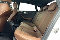 valkoinen Audi A5 2019 kuva 10.