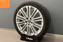 valkoinen Audi A5 2019 kuva 13.