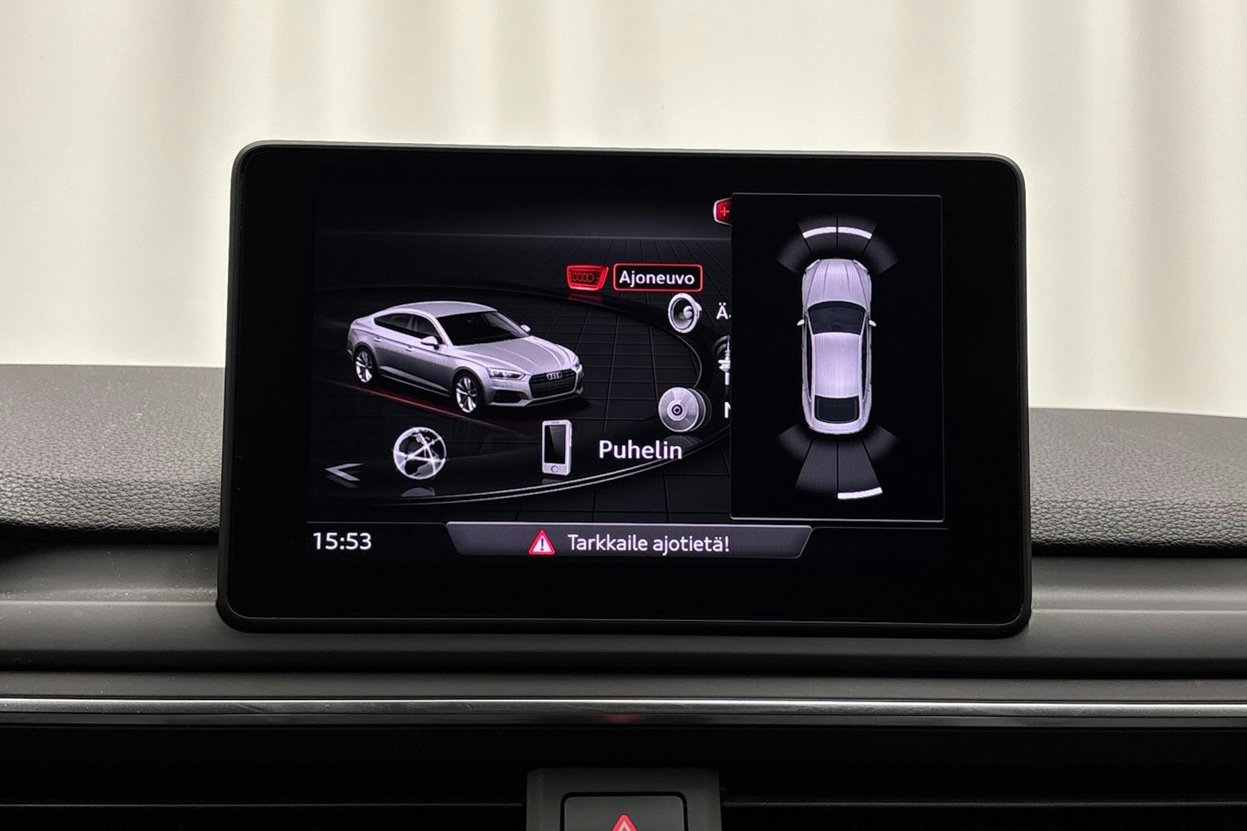 valkoinen Audi A5 2019 kuva 23.