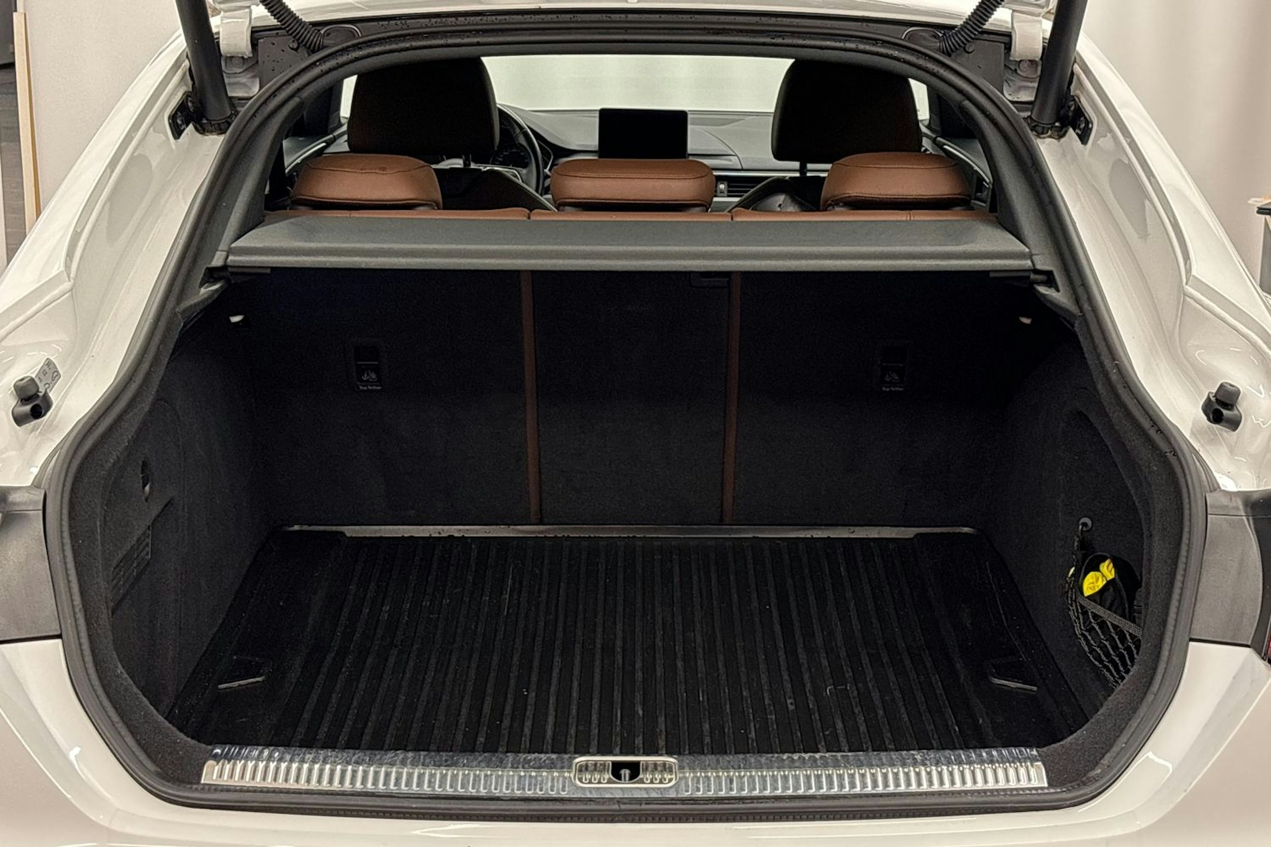 valkoinen Audi A5 2019 kuva 25.