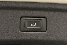 valkoinen Audi A5 2019 kuva 26.