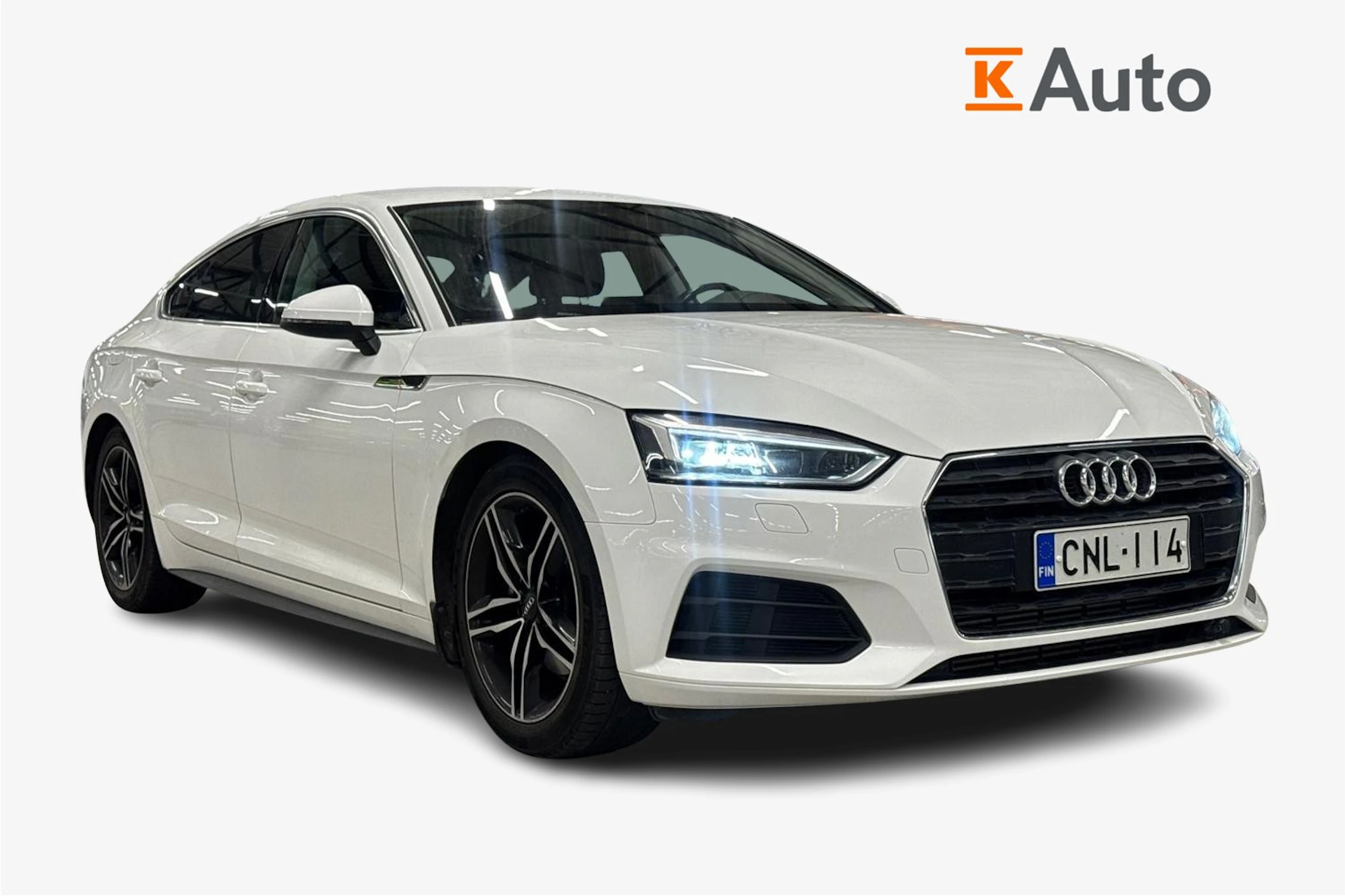 Valkoinen Audi A5 2019 kuva 1.