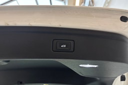 valkoinen Audi A5 2019 kuva 17.