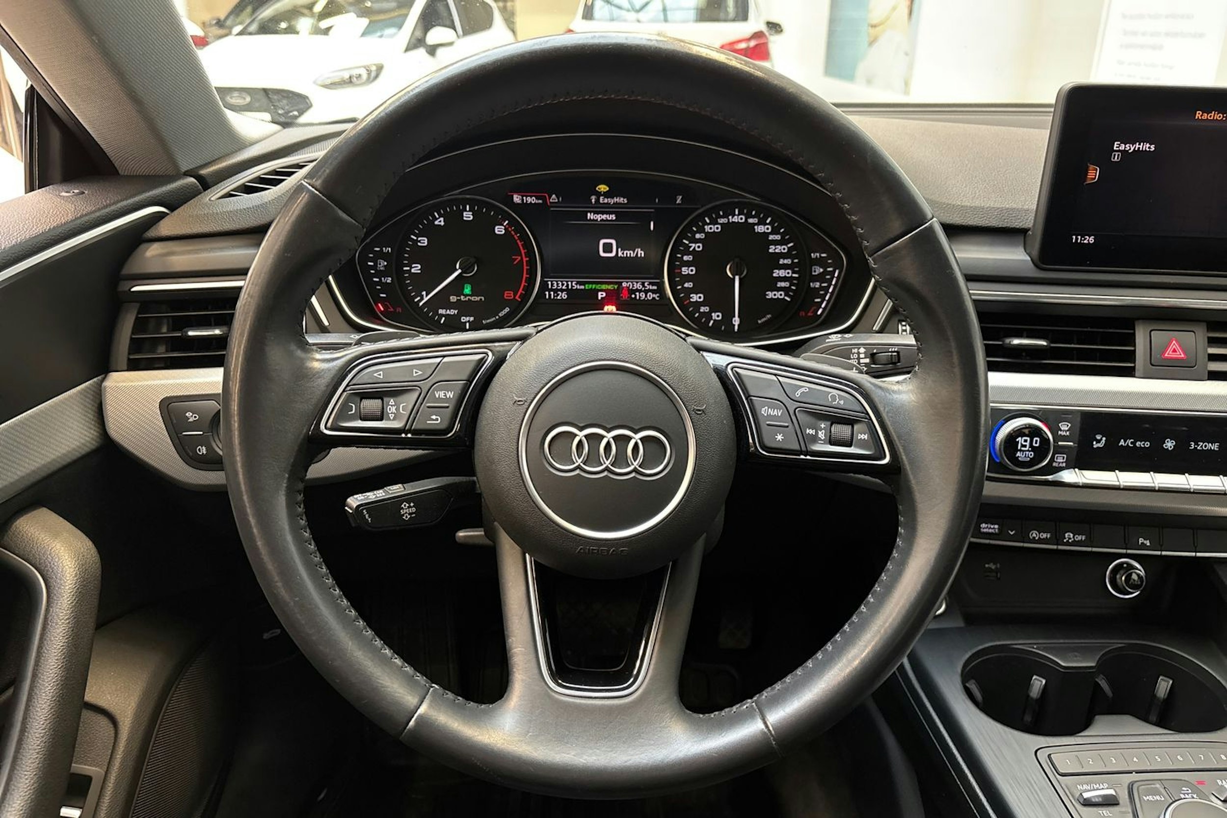 valkoinen Audi A5 2019 kuva 22.