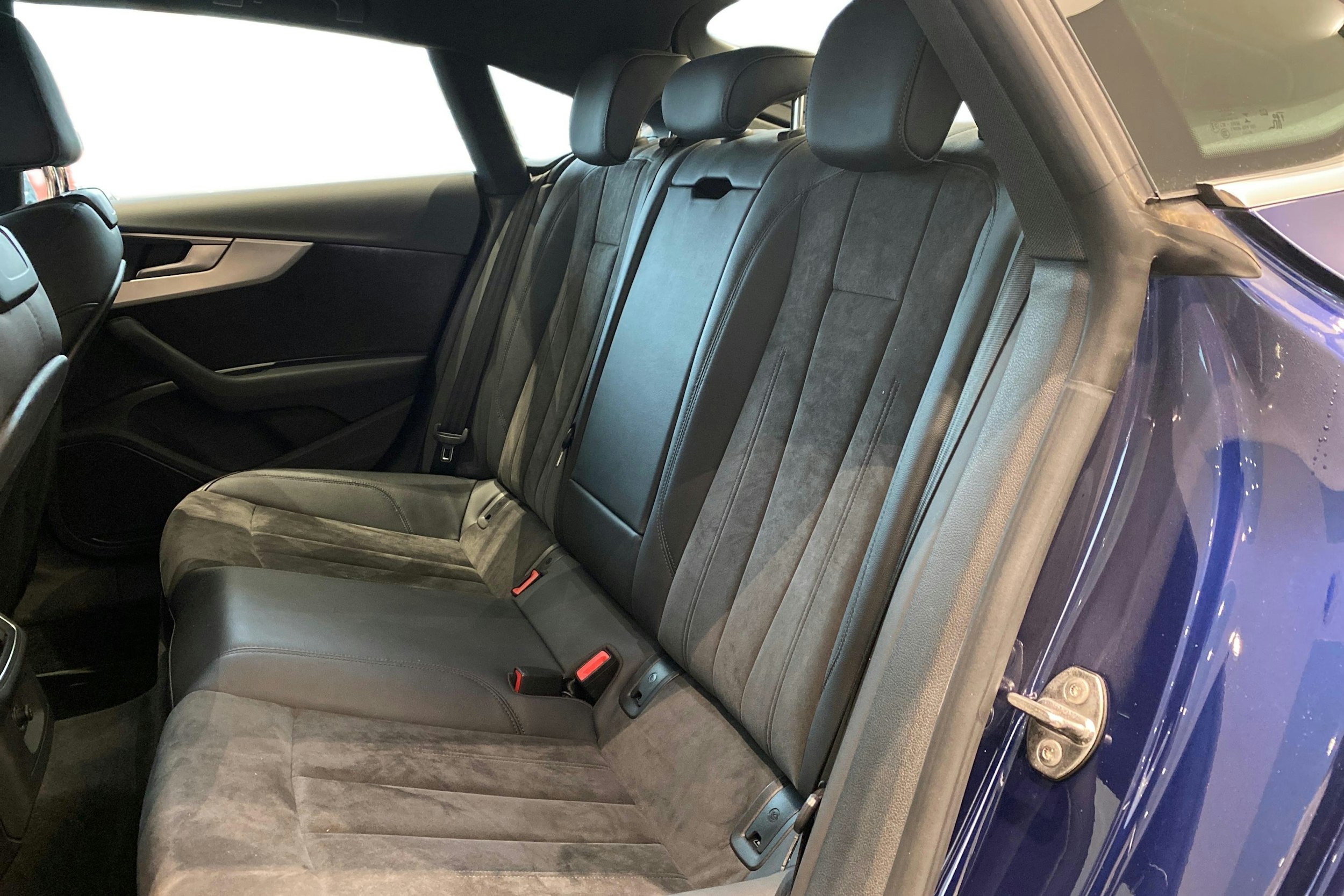 met. sininen Audi A5 2019 kuva 10.