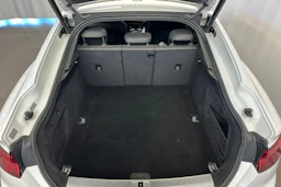 valkoinen Audi A5 2019 kuva 11.
