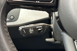 valkoinen Audi A5 2019 kuva 13.