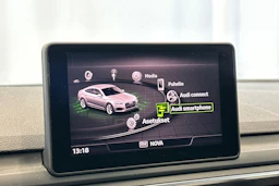 valkoinen Audi A5 2019 kuva 15.