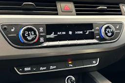 valkoinen Audi A5 2019 kuva 16.