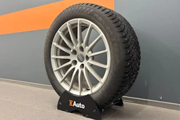valkoinen Audi A5 2019 kuva 10.