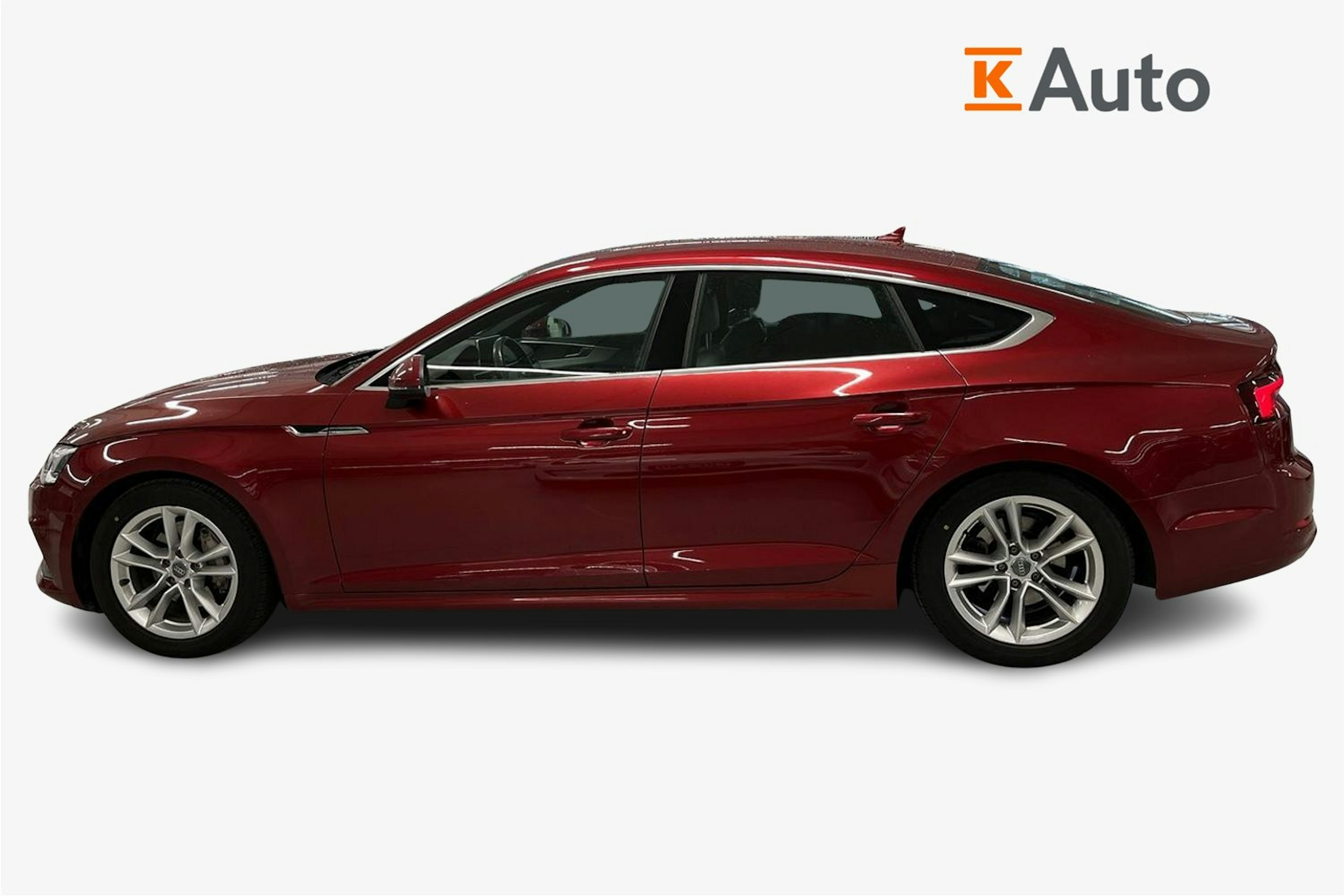 Punainen Audi A5 2019 kuva 6.