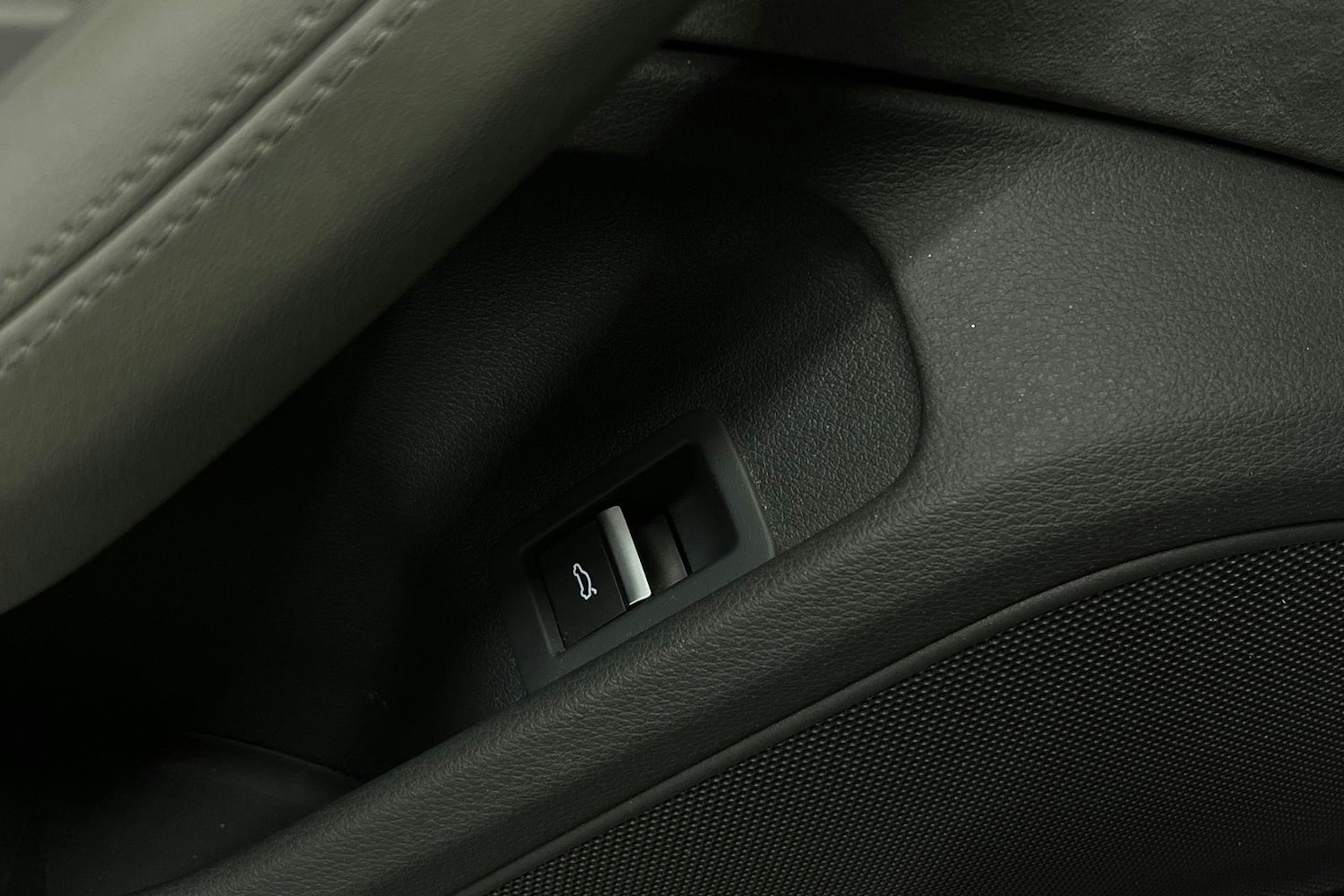 Punainen Audi A5 2019 kuva 30.